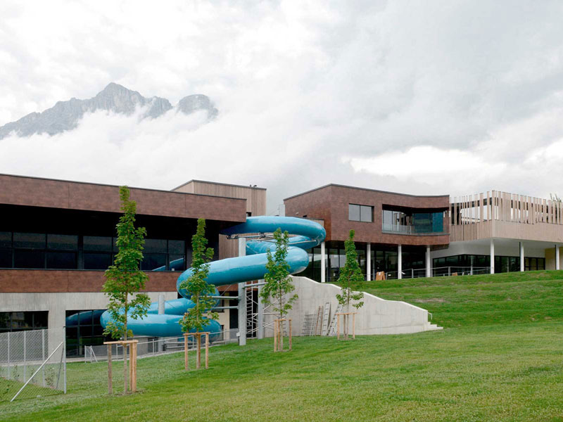 Hallen- und Freibad